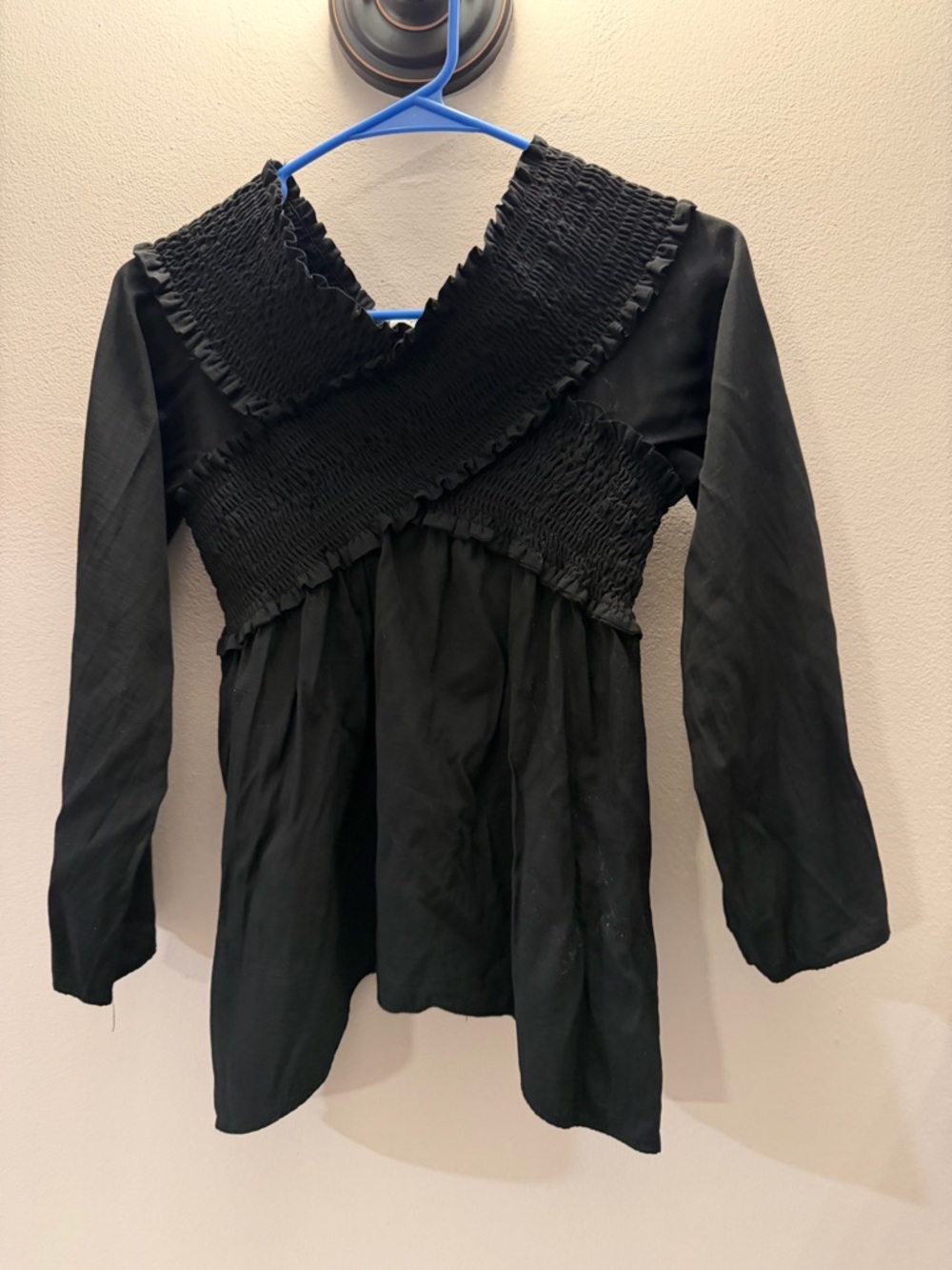 Flawless Black Smocked Crossover‎ V-Neck Long Sleeve Babydoll Blouse Small